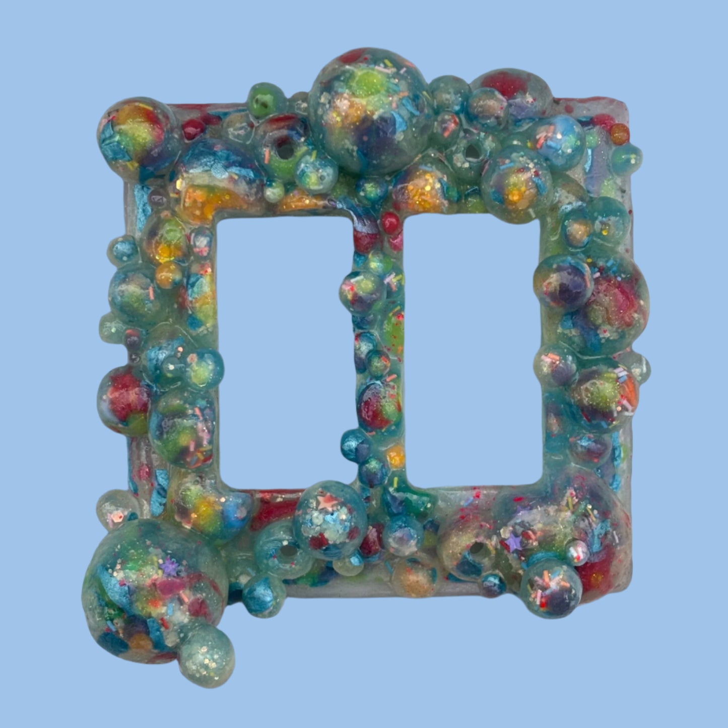 HAND CASTED RESIN DOUBLE BUBBLE SWITCH PLATE Andrea Forbush Consignment 2. sprinkles - blue/red