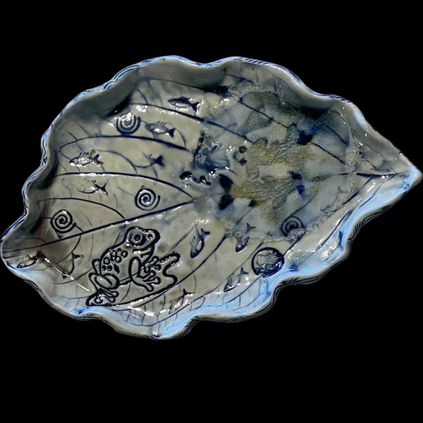 Porcelain Leaf Dish with Frogs Juls Inventory LARGE : Tapered