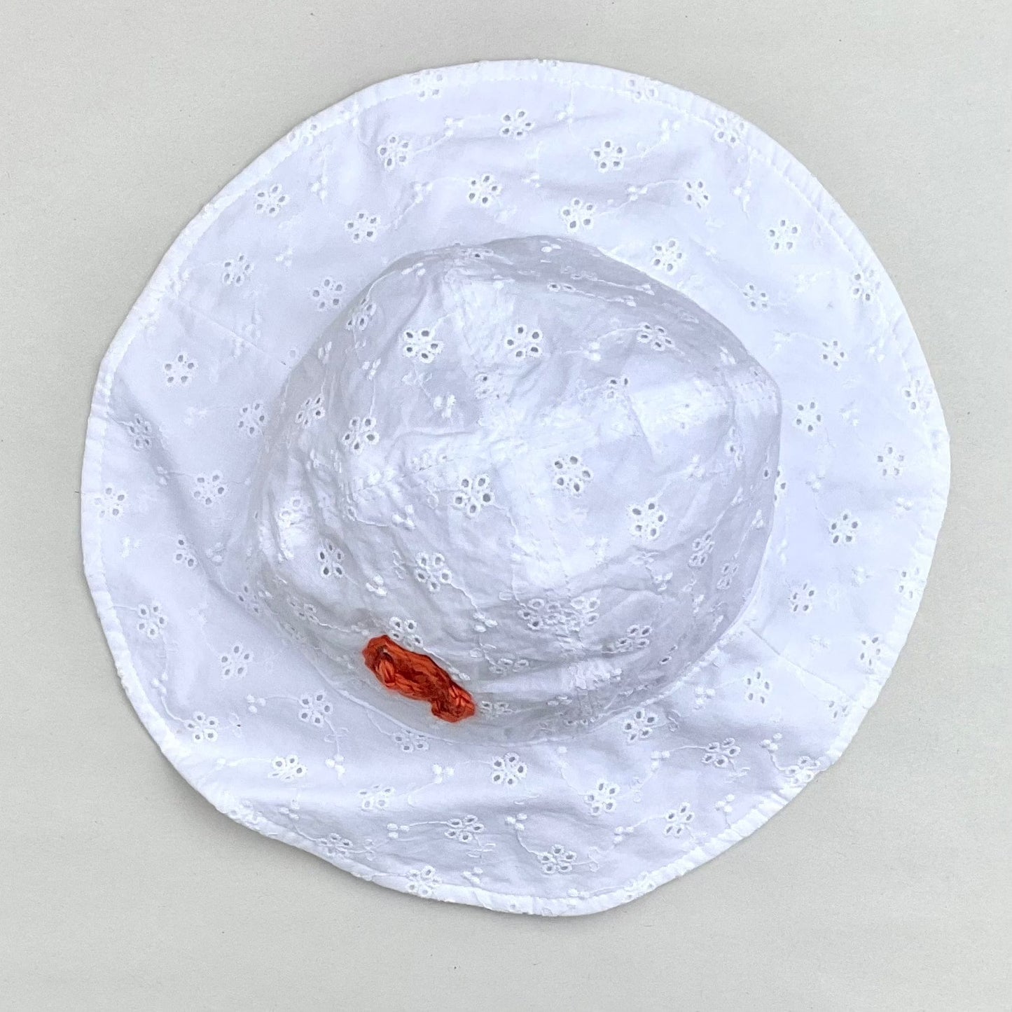 White Eyelet Infant/Kid Bucket Hat K Hawthorne Consignment
