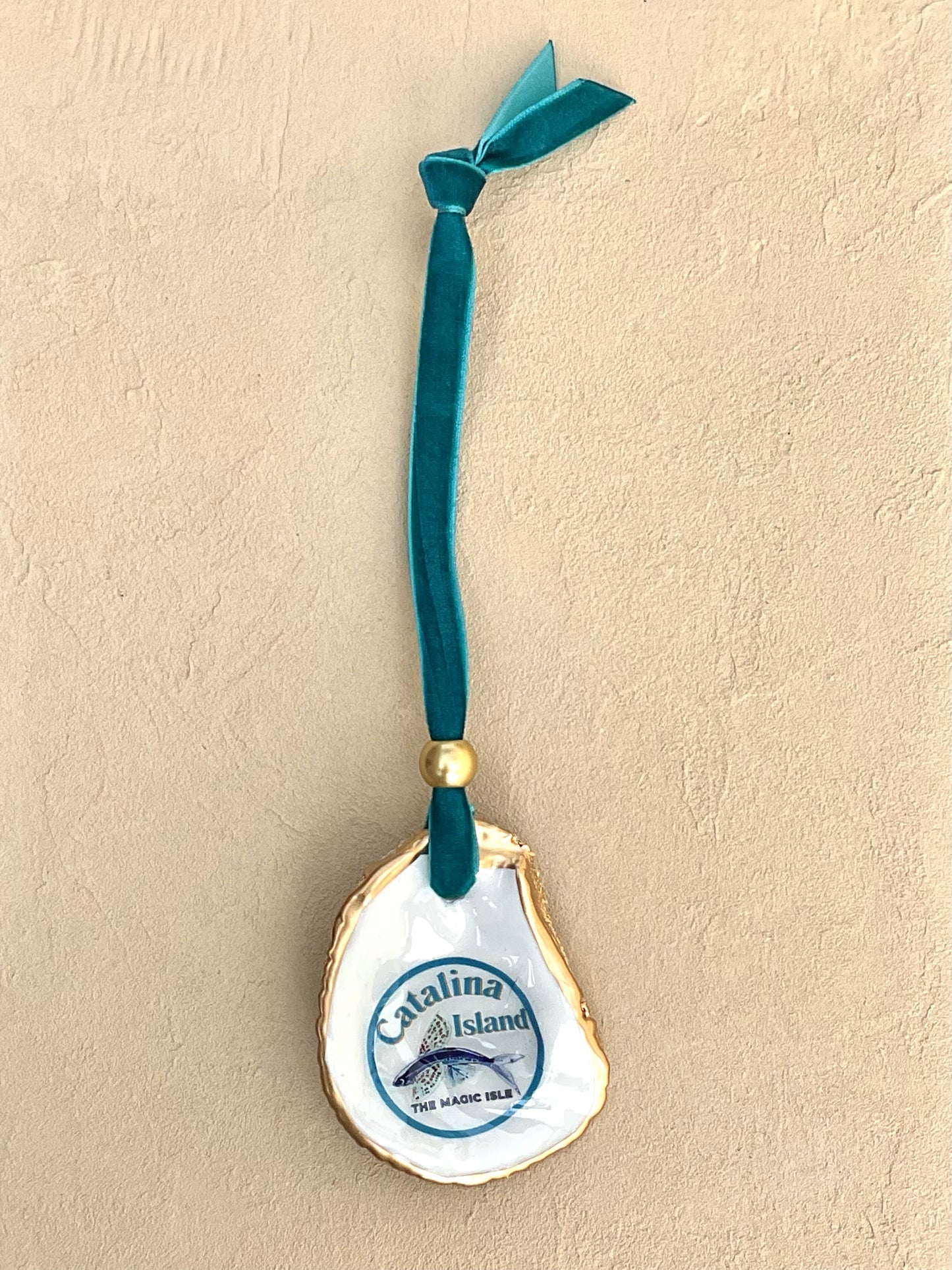 Catalina Icon Shell Ornaments Kellie Logsdon Consignment FLYING FISH - The Magic Isle