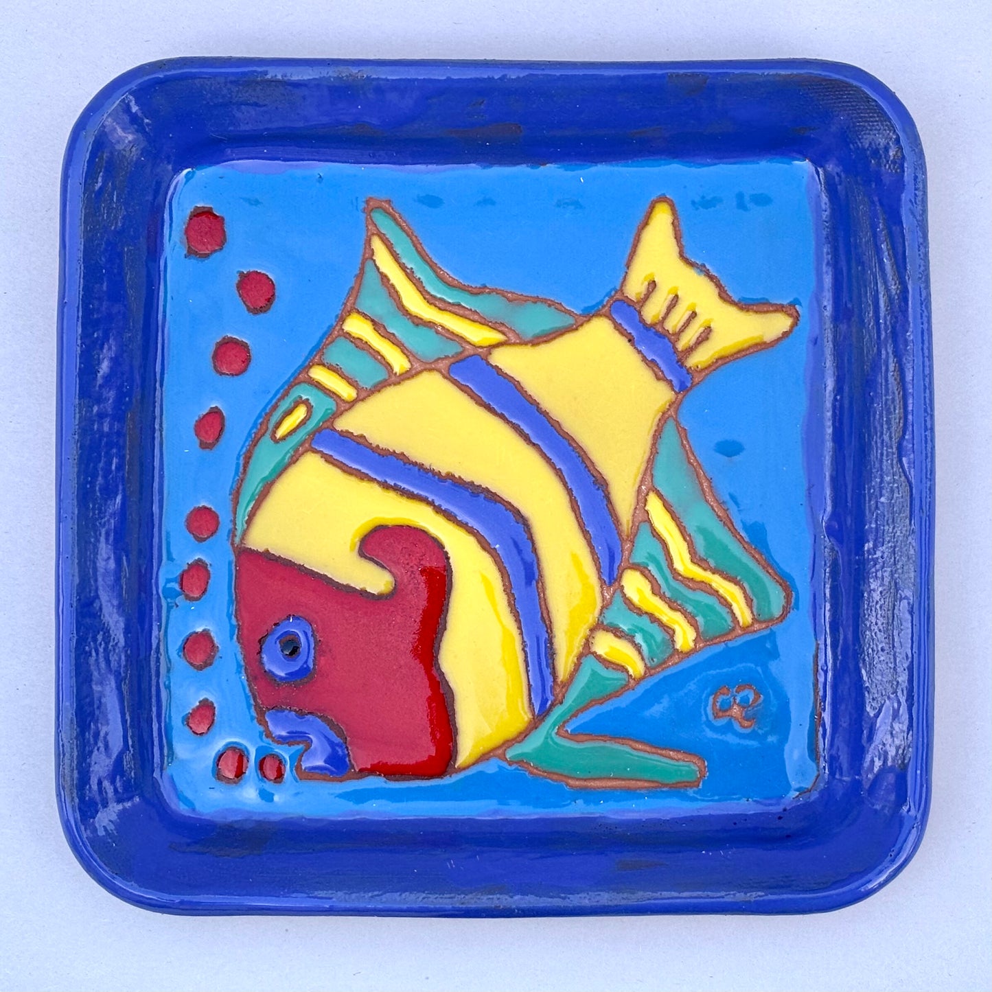 Catalina Island Fish Tile/Plate Chris R Inventory Fish 2 : facing down left (blue)