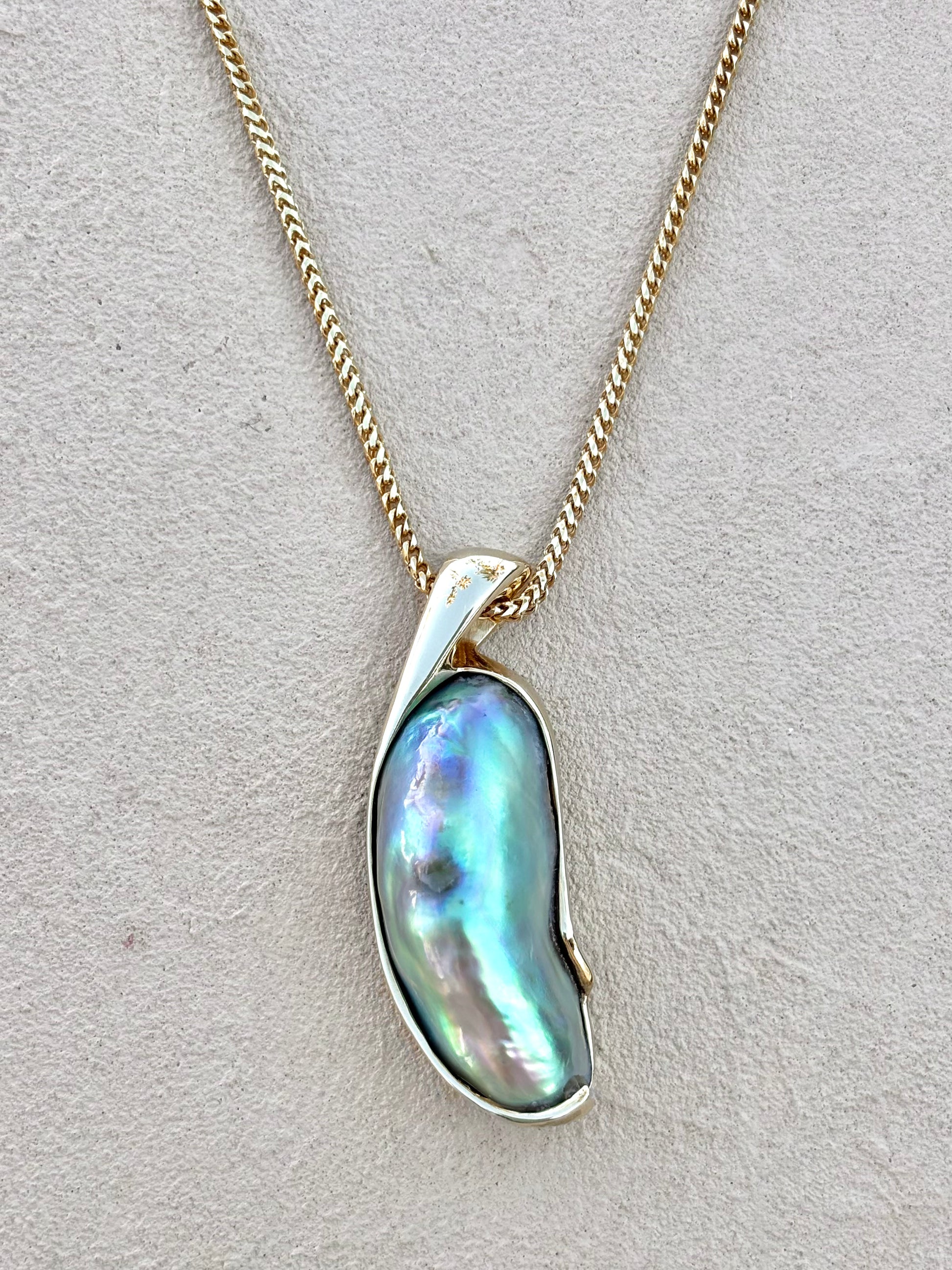 Exquisite and Rare Green Abalone Pearl Necklace Michiko Inventory