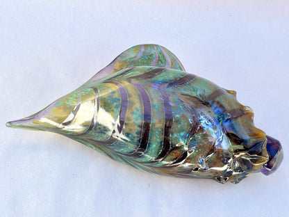 Small Hand-Blown Seashell by Mariah Conner Mariah A. Conner Consignment