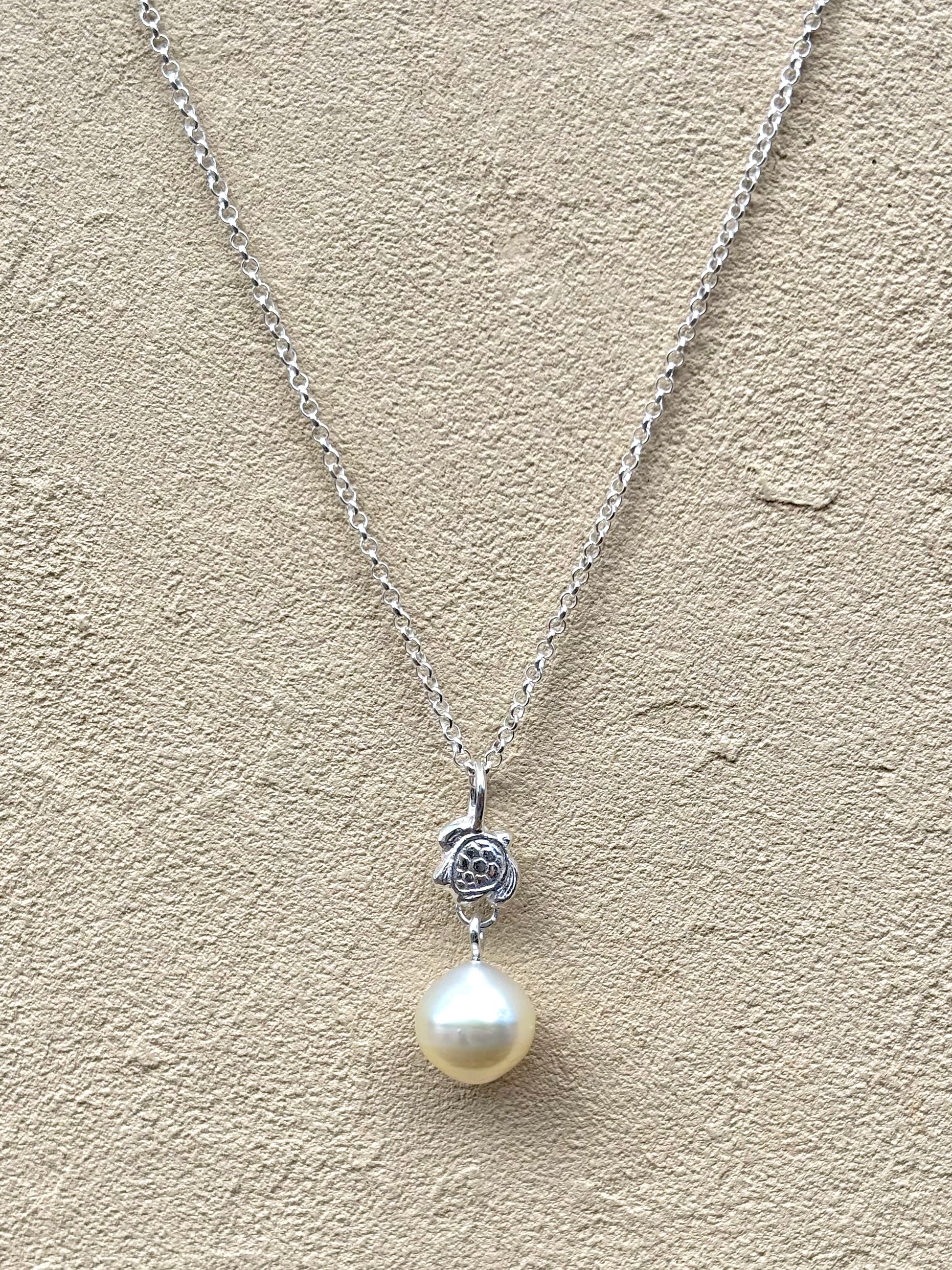 White South Sea Pearl with Sterling Charm Necklace Amy Jahn Consignment Turtle