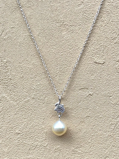White South Sea Pearl with Sterling Charm Necklace Amy Jahn Consignment Turtle